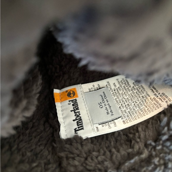 Timberland Dark Grey Beanie - Picture 2 of 3